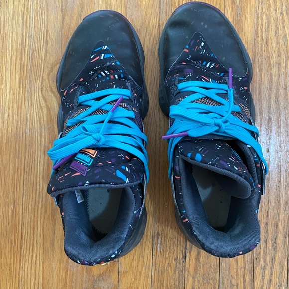 Adidas James Harden basketball shoes Men’s 9.5 - Picture 2 of 8